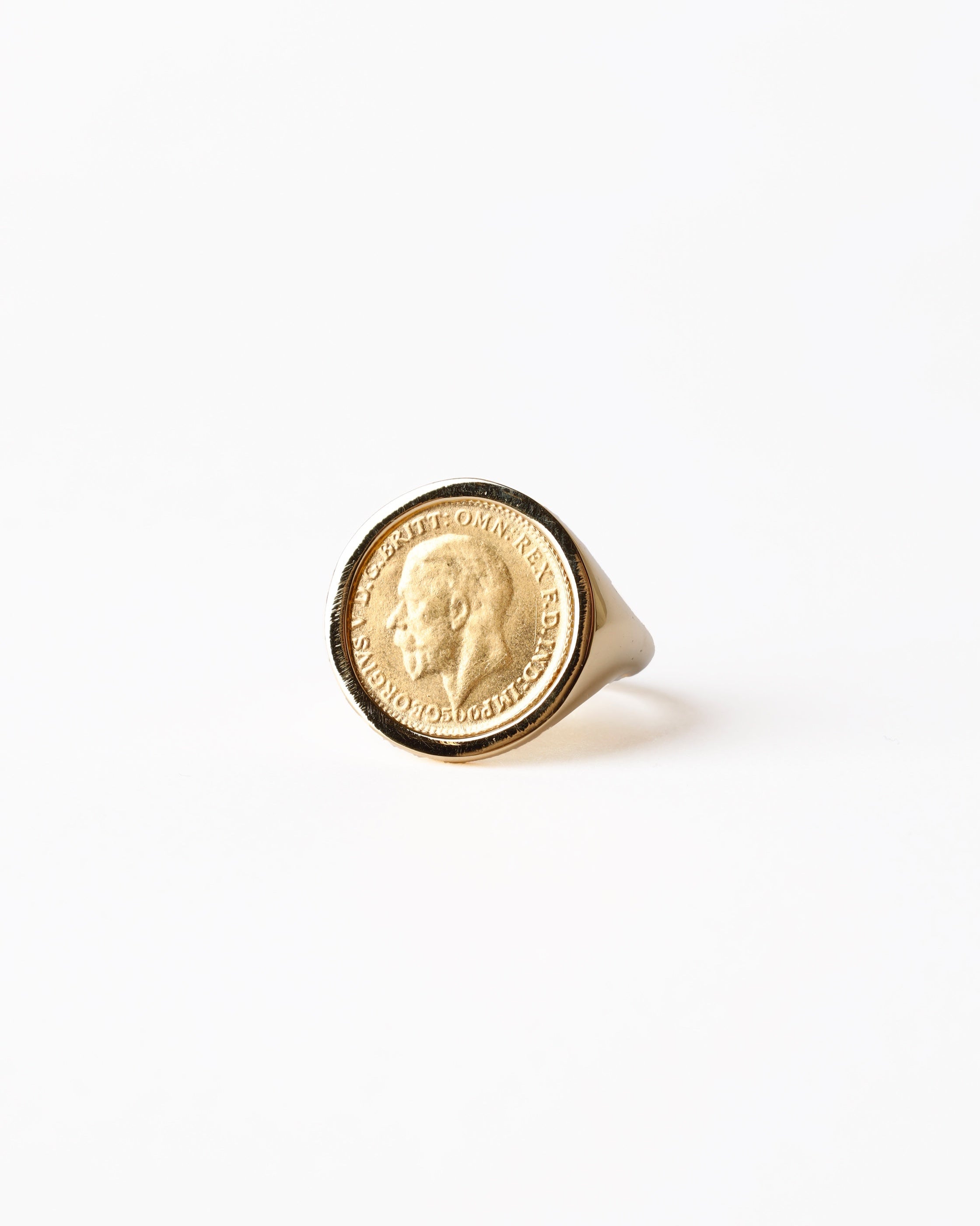 Majestic Lira Ring