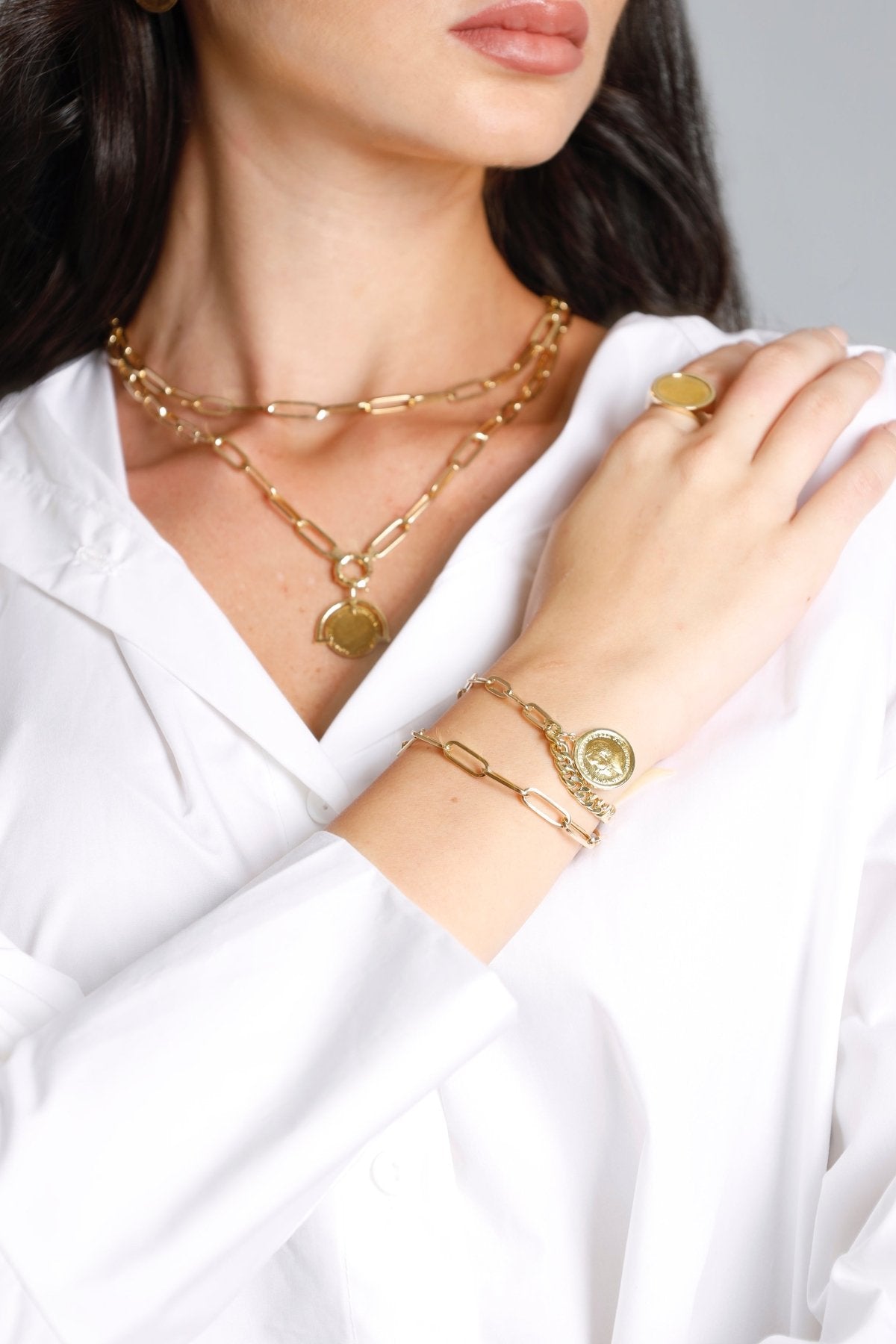 Crowned Lira Necklace - Aurel Gold