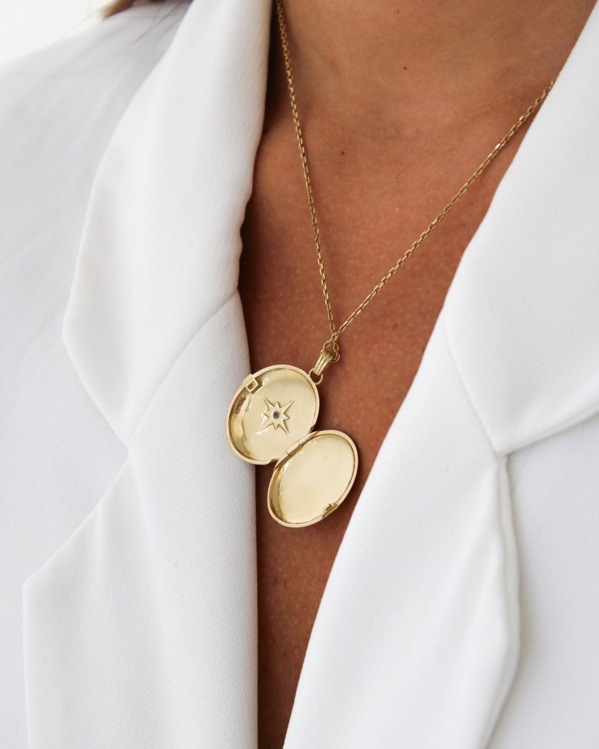 Star Diamond Locket Necklace - Aurel Gold