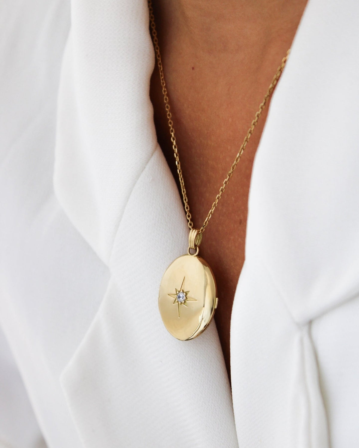 Star Diamond Locket Necklace - Aurel Gold