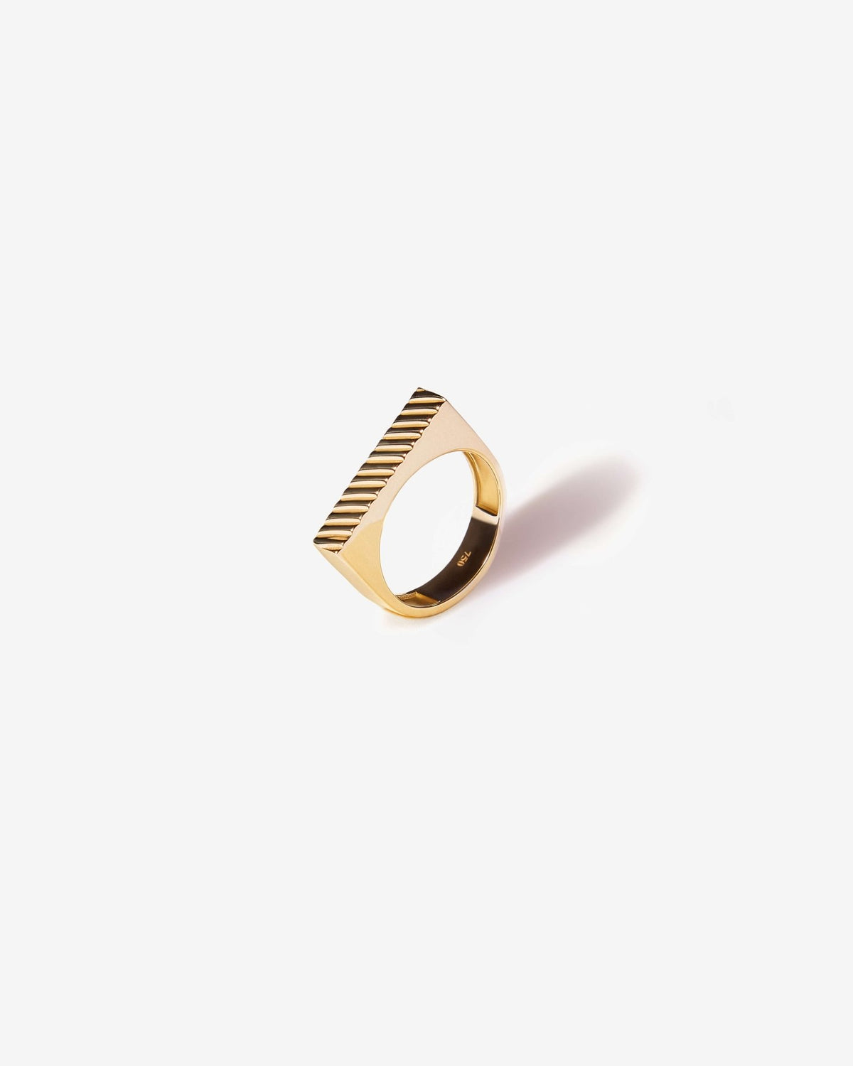 Ellen Ring - Medium - Aurel Gold