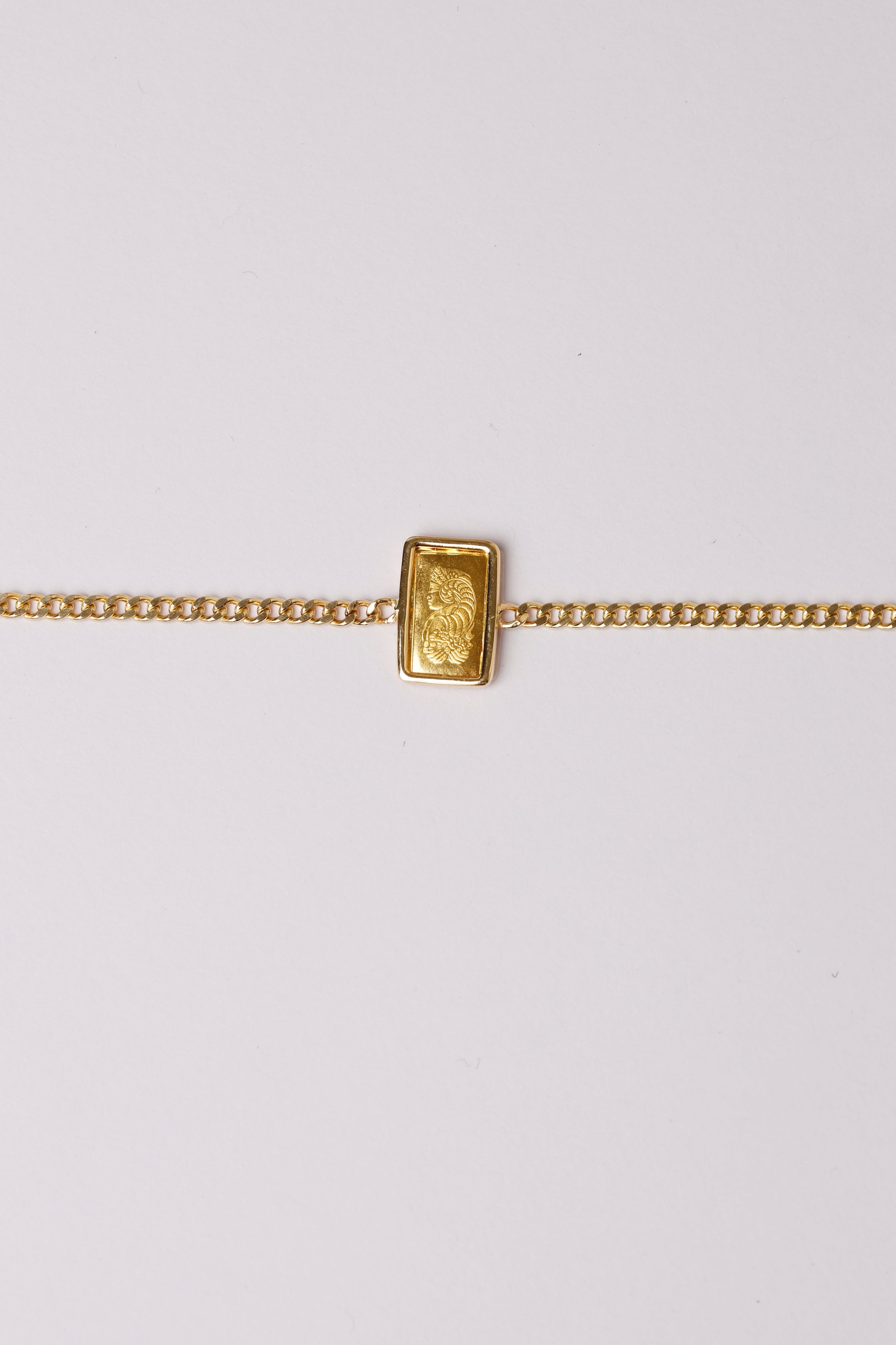 Curb Chain Gold Bar Bracelet