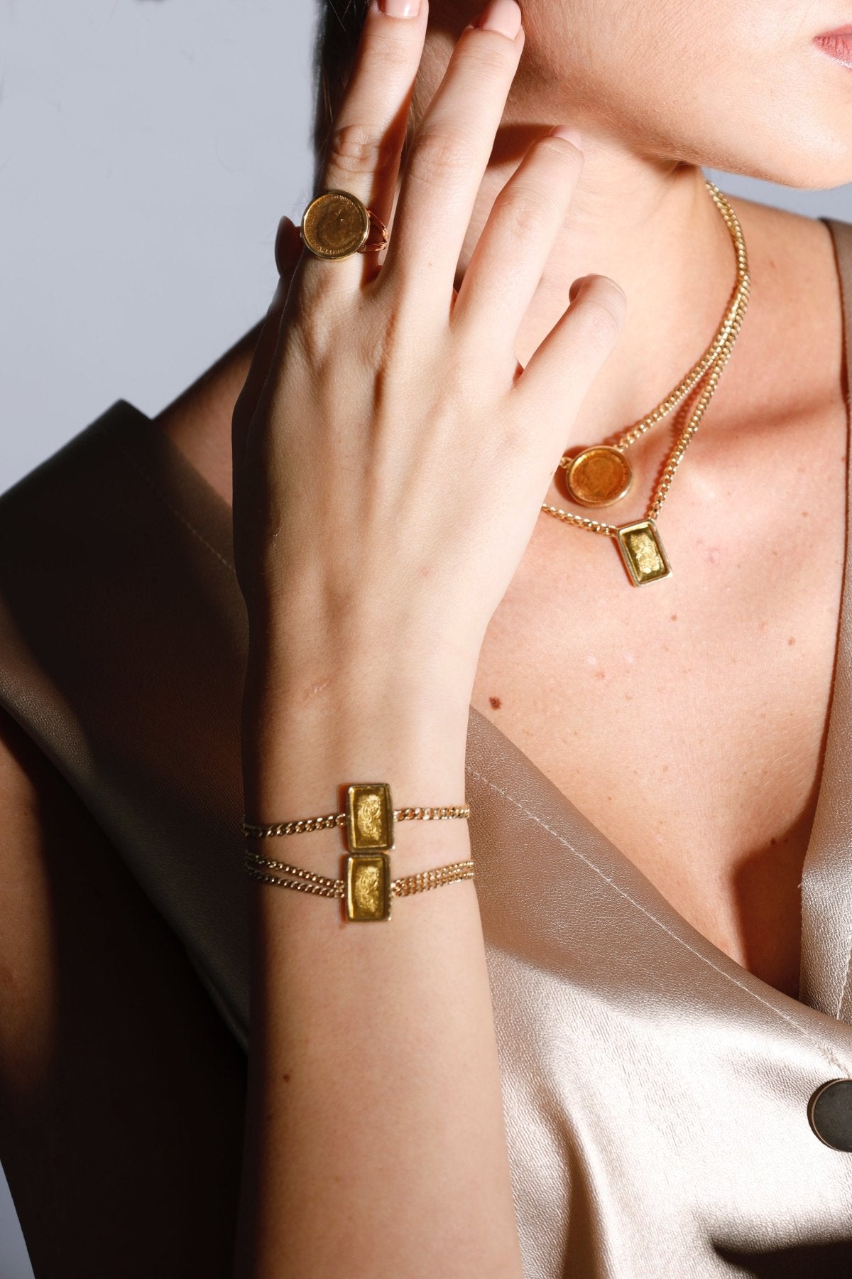 Double Curb Chain Gold Bar Bracelet - Aurel Gold