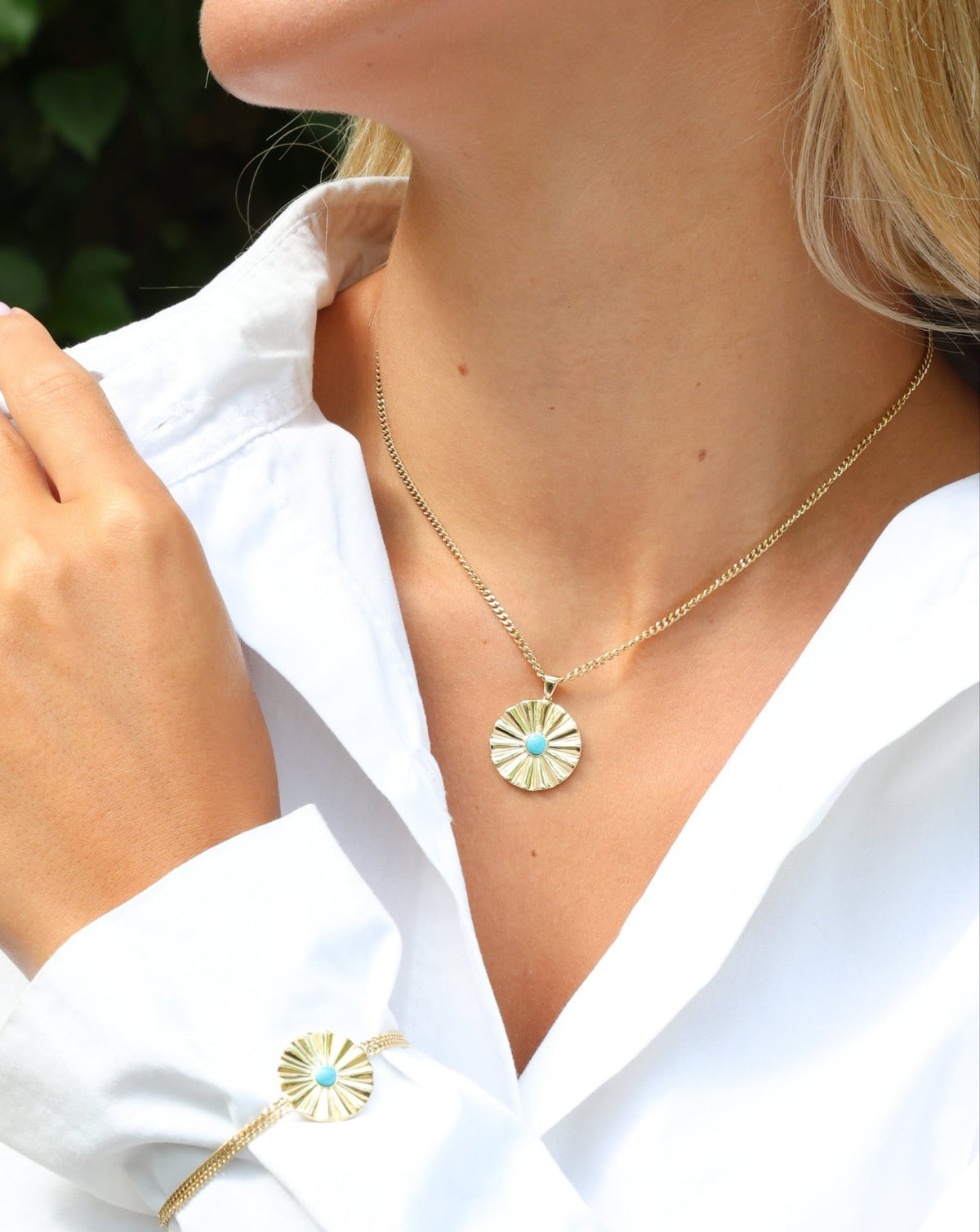 Feyrouz Necklace - Aurel Gold