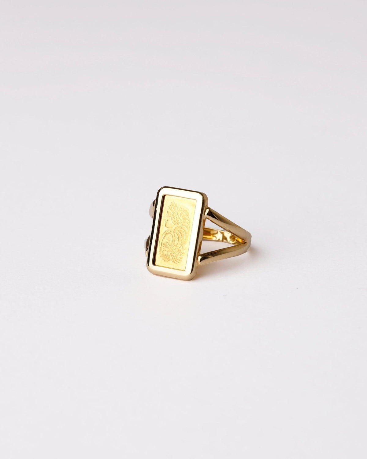 Gold Bar Ring - Aurel Gold