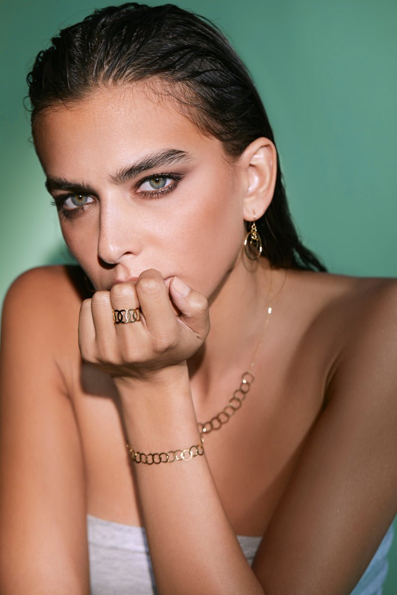 Connected Ring - Aurel Gold
